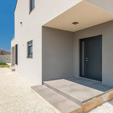 Esire Tatil Evi Pula