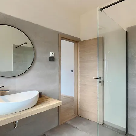 Tatil Evi Esire Pula