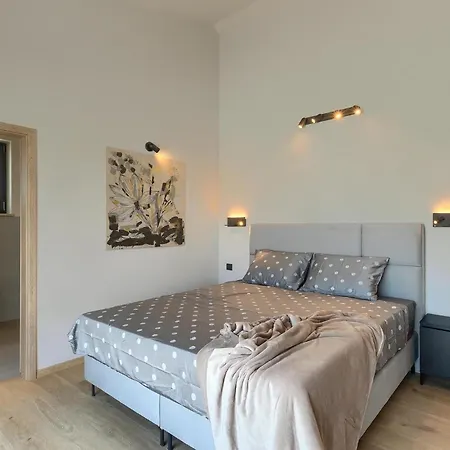 Holiday home Esire Pula