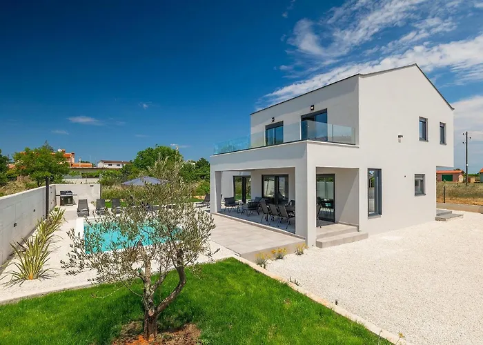 בית נופש Esire