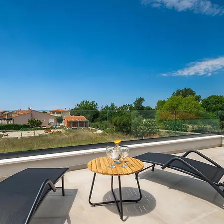 Tatil Evi Esire Pula